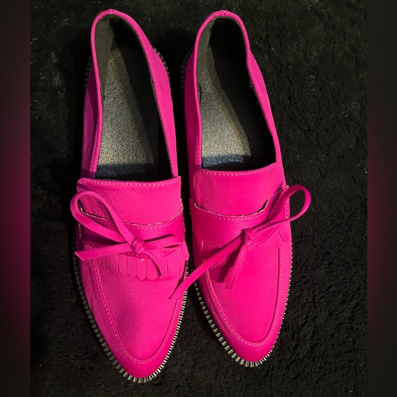 SHEIN Hot Pink Loafers - Picture 2 of 4
